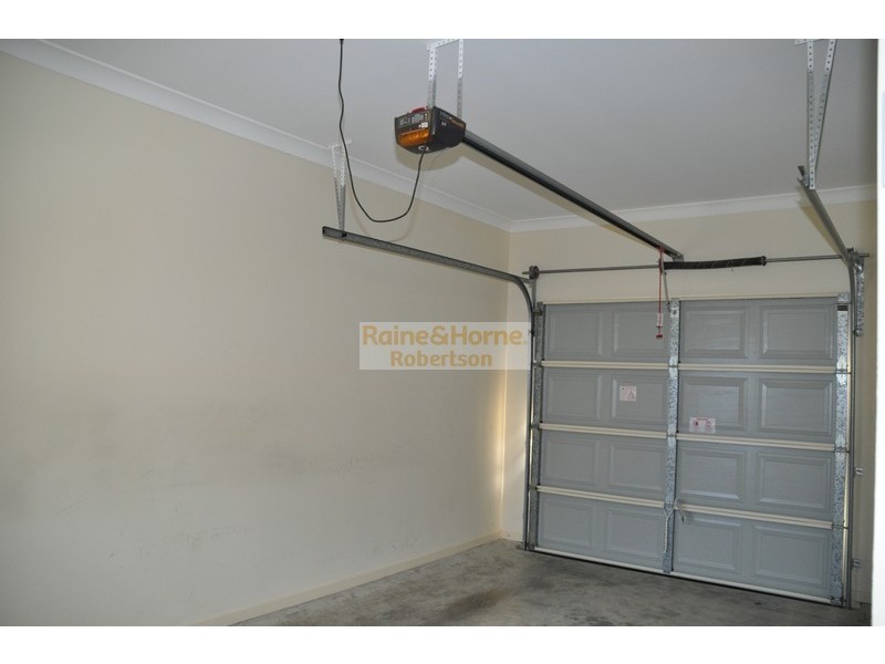 24 Daisy Street, Springfield Lakes QLD 4300