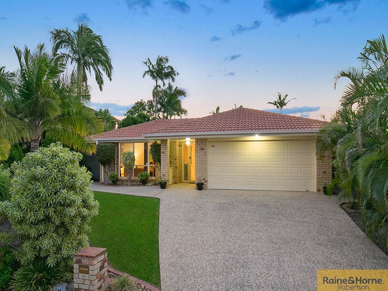 27 Daffodil Crescent, Calamvale QLD 4116