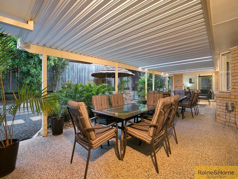 27 Daffodil Crescent, Calamvale QLD 4116