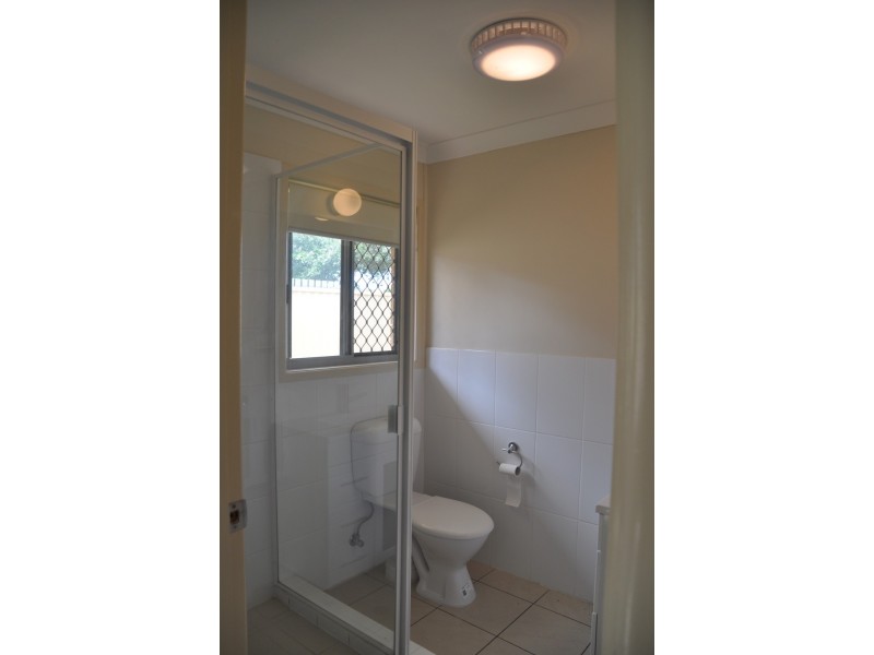 4 Woodsiana Street, Robertson QLD 4109