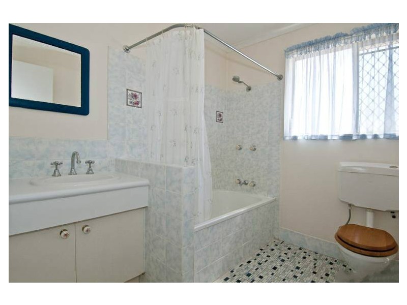 12 Victoria Street, Woodridge QLD 4114