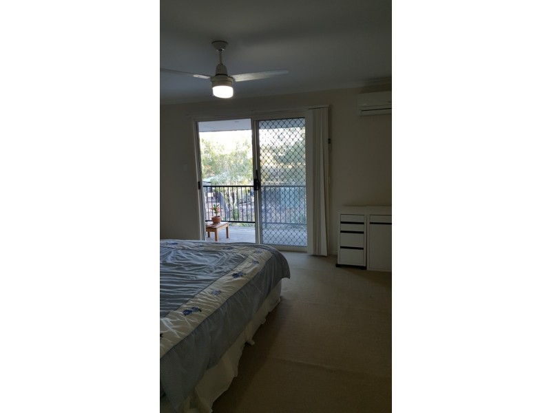 215 Creek Road, Mount Gravatt East QLD 4122