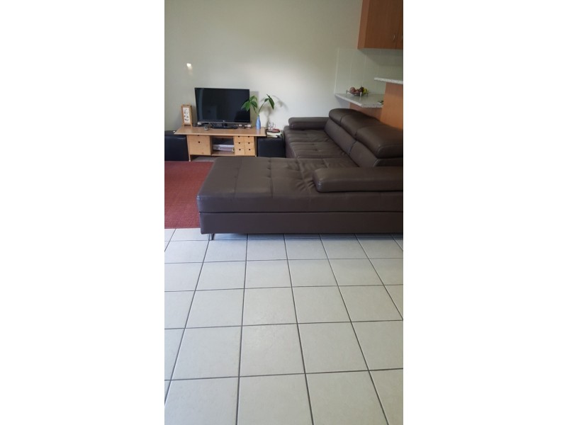 215 Creek Road, Mount Gravatt East QLD 4122