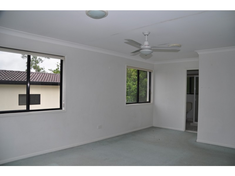 17 Regency Place, Kenmore Hills QLD 4069