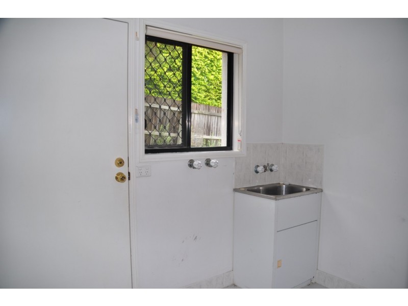 17 Regency Place, Kenmore Hills QLD 4069