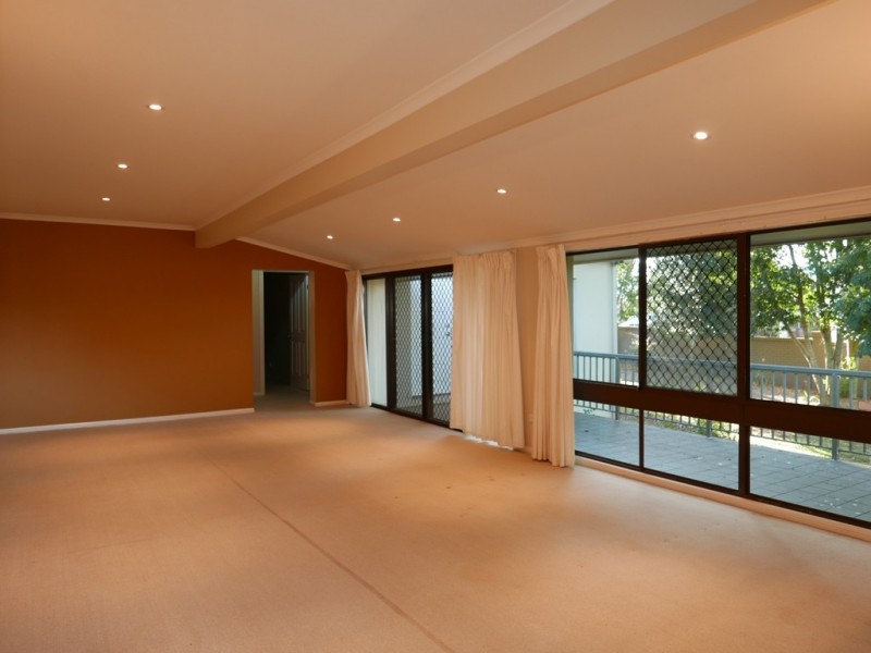 6 Gundooee Street, Sunnybank QLD 4109