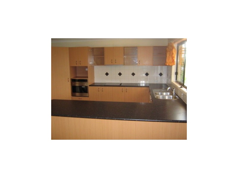 12 APPLE BLOSSOM PLACE, Eight Mile Plains QLD 4113