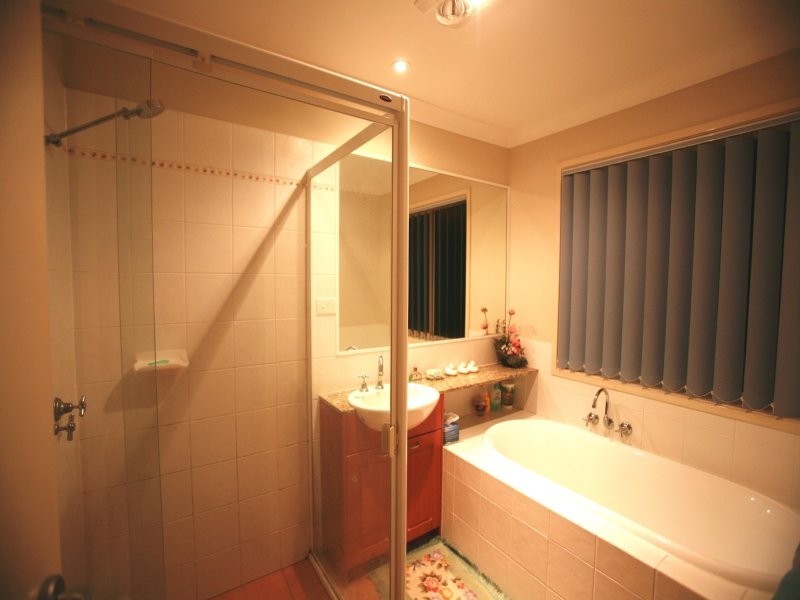 8 Mylonas Court, Sunnybank Hills QLD 4109