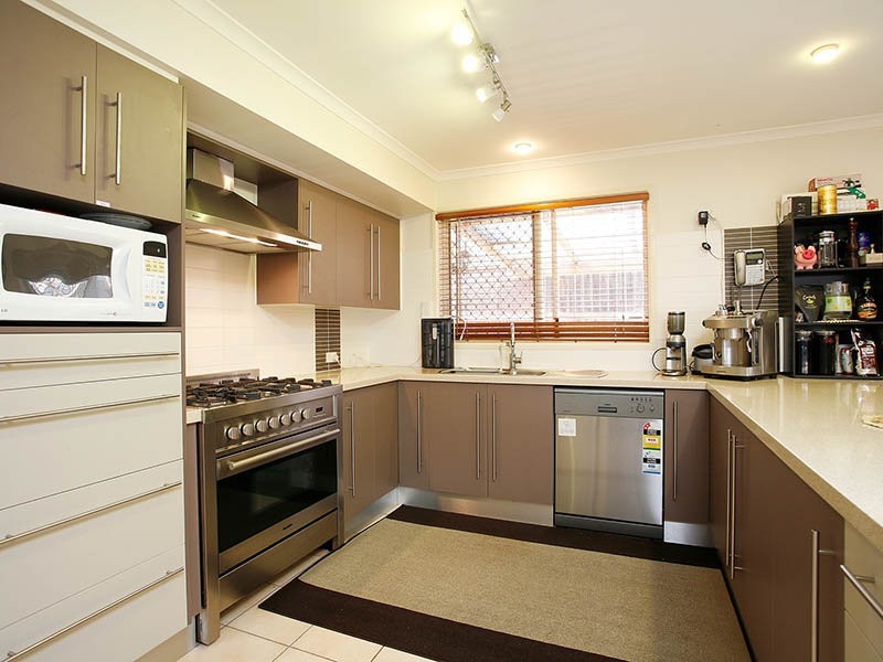 7 Pintail Crescent, Forest Lake QLD 4078