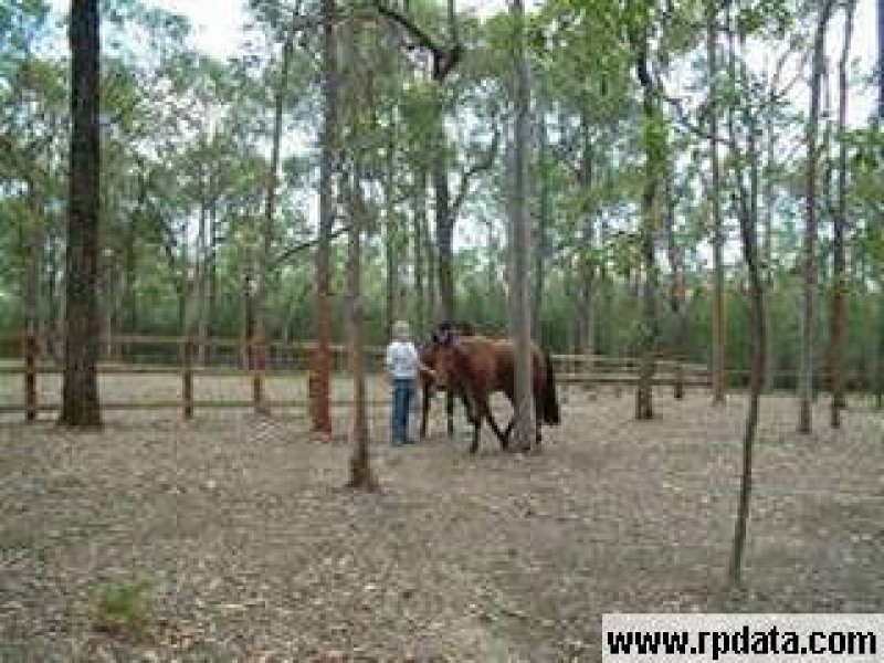 122 WINSTON ROAD, Sheldon QLD 4157