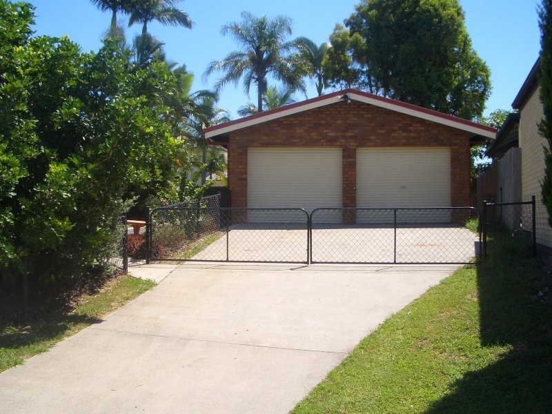 7 Resi Drive, Regents Park QLD 4118