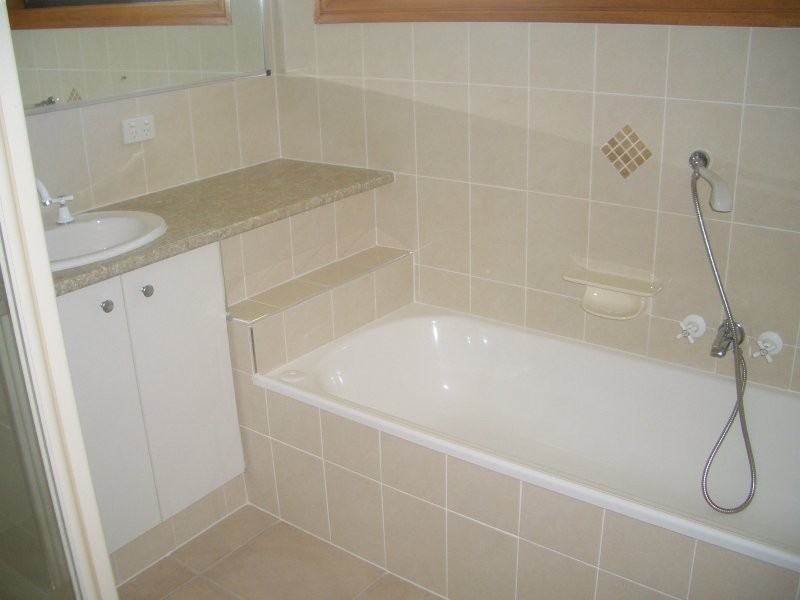 7 Resi Drive, Regents Park QLD 4118