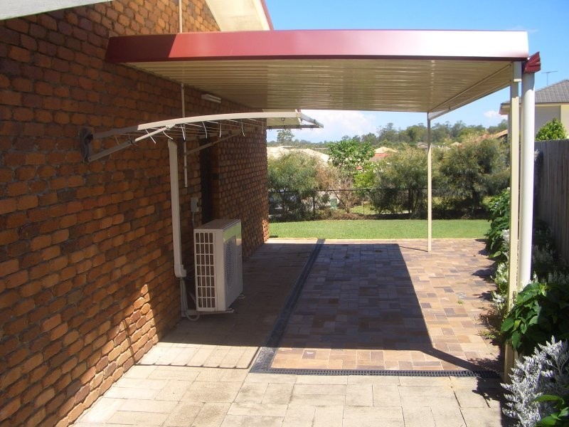 7 Resi Drive, Regents Park QLD 4118