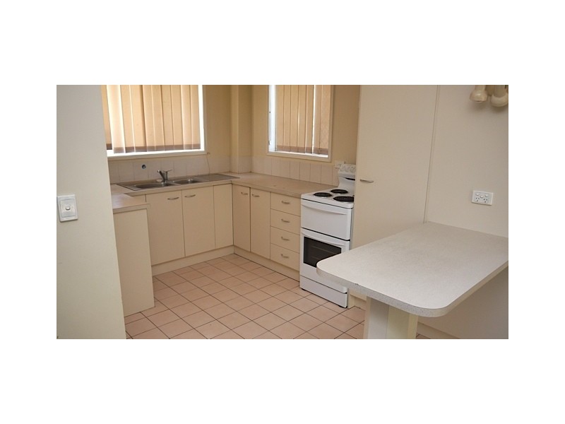 104 Ewing Rd, Woodridge QLD 4114