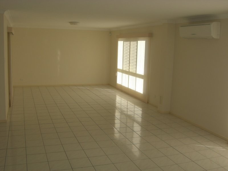 34 Park Av, Sunnybank Hills QLD 4109