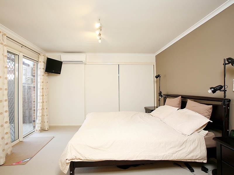 7 Pintail Crescent, Forest Lake QLD 4078