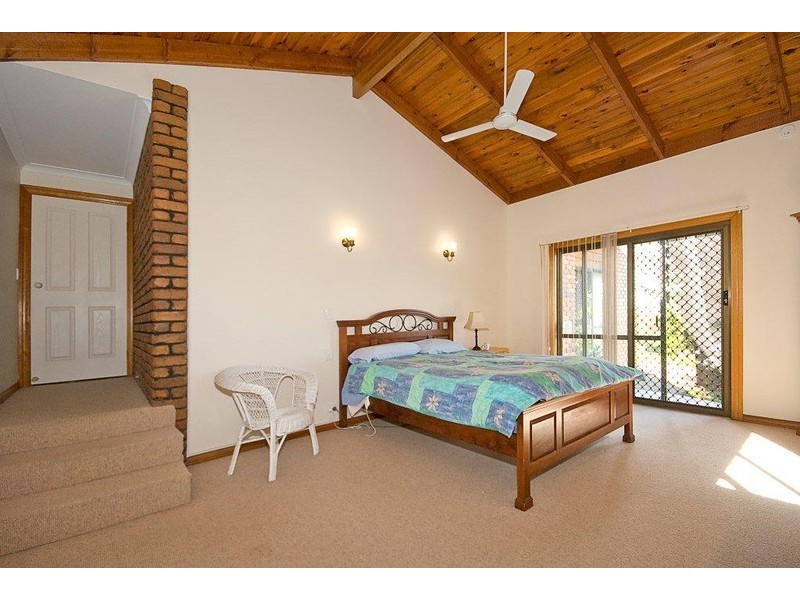 7 Resi Drive, Regents Park QLD 4118