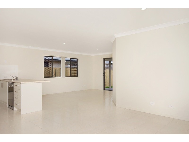 26/25 Third Ave., Marsden QLD 4132