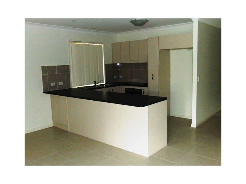 16 Bovey, Coopers Plains QLD 4108