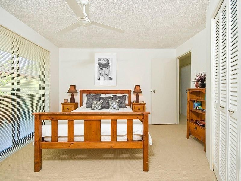 1/133 Central Av, Indooroopilly QLD 4068