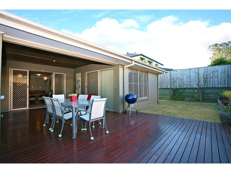 16 Trevi Close, Eight Mile Plains QLD 4113