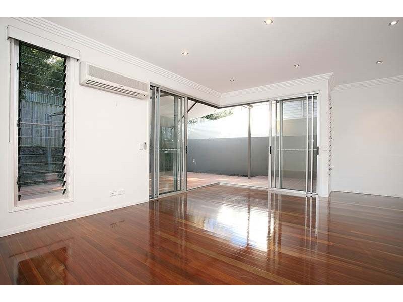 85 Oxford Tce, Taringa QLD 4068