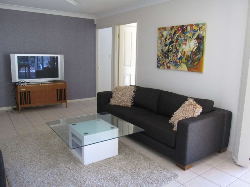 21 Silverbirch Cl, Eight Mile Plains QLD 4113