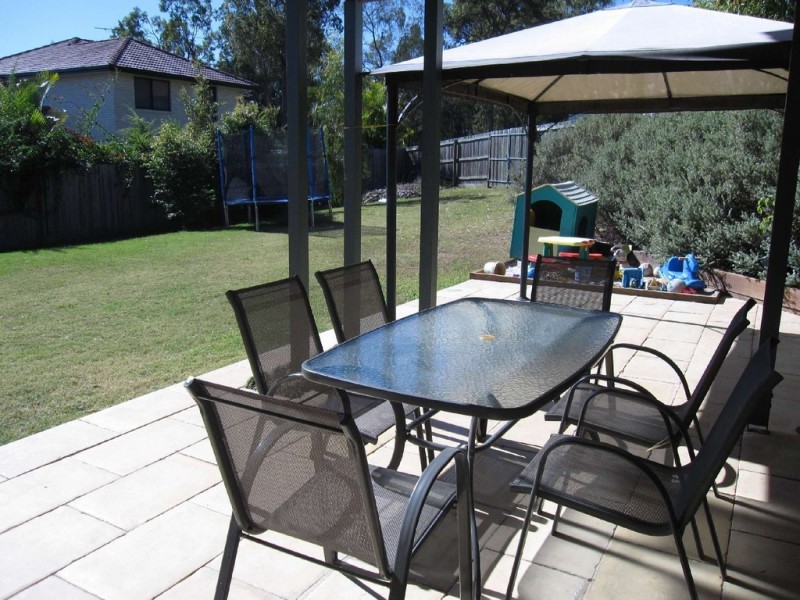 21 Silverbirch Cl, Eight Mile Plains QLD 4113