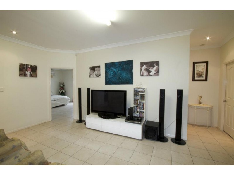 70 SHERBROOKE, Willawong QLD 4110