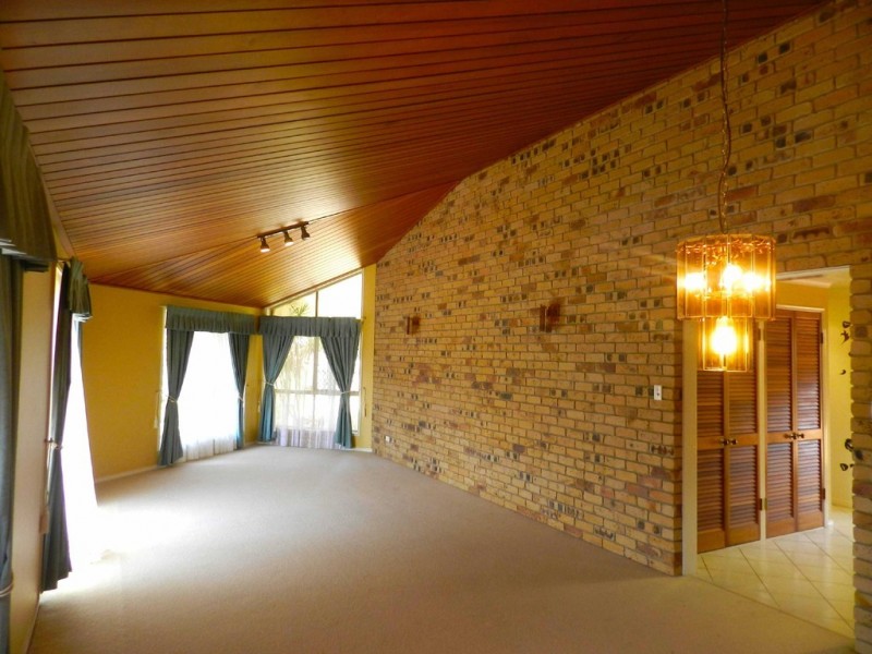 64 Borella Rd, Sunnybank Hills QLD 4109