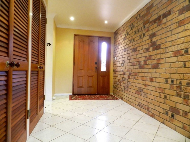 64 Borella Rd, Sunnybank Hills QLD 4109