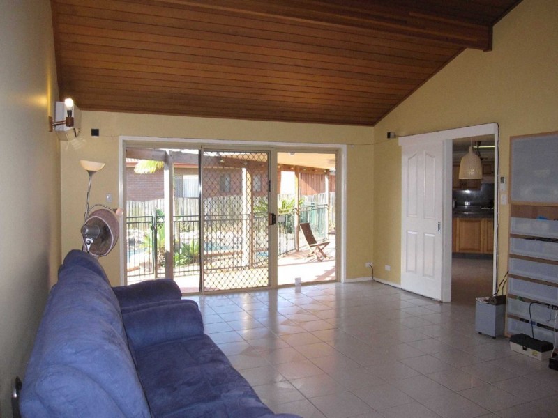 64 Borella Rd, Sunnybank Hills QLD 4109