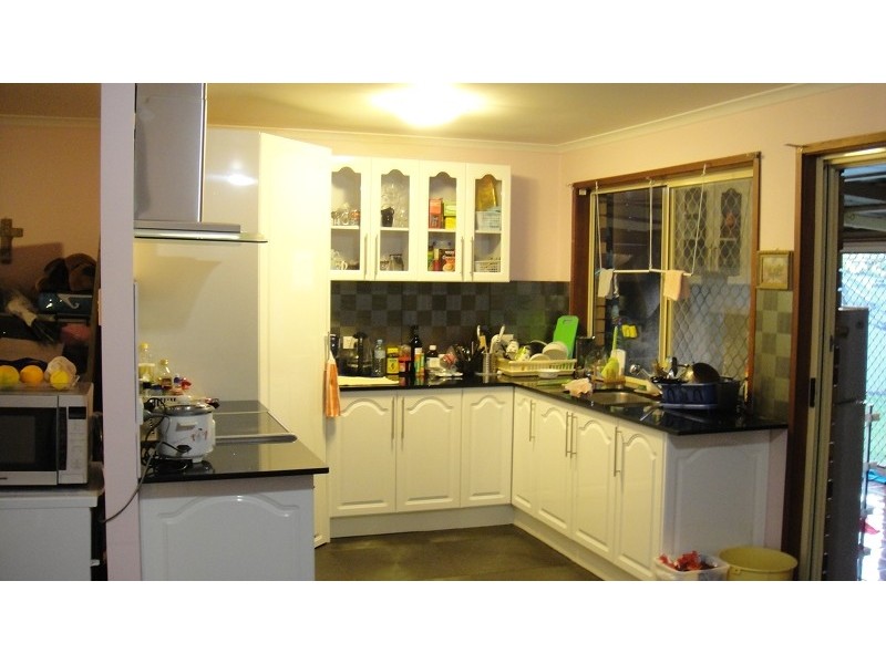 216 Warrigal Rd, Runcorn QLD 4113