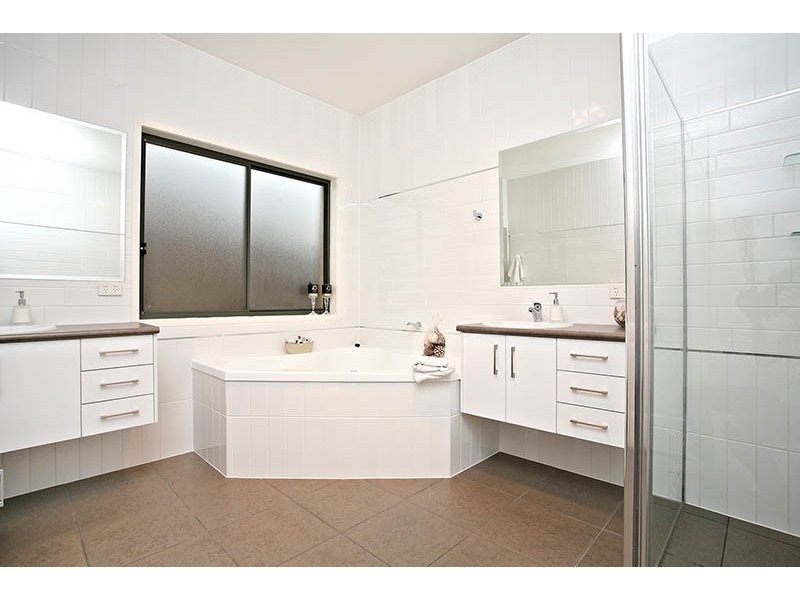 22 Inverness St, Underwood QLD 4119