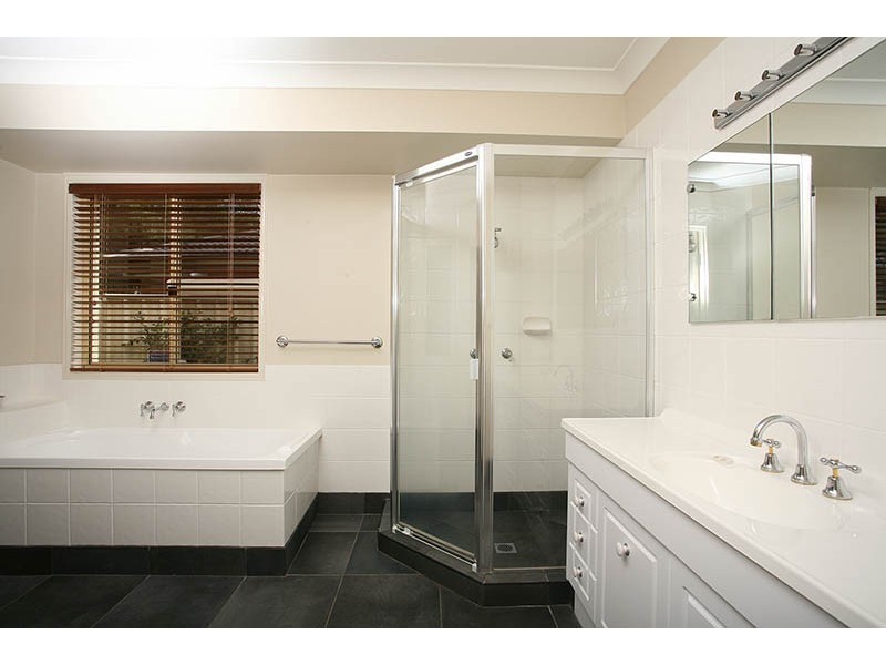 2 The Nook, Underwood QLD 4119