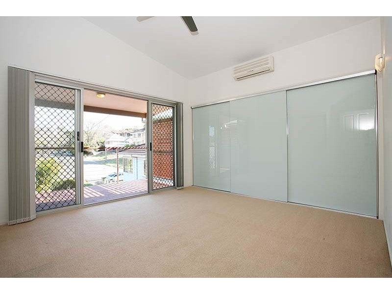 85 Oxford Tce, Taringa QLD 4068