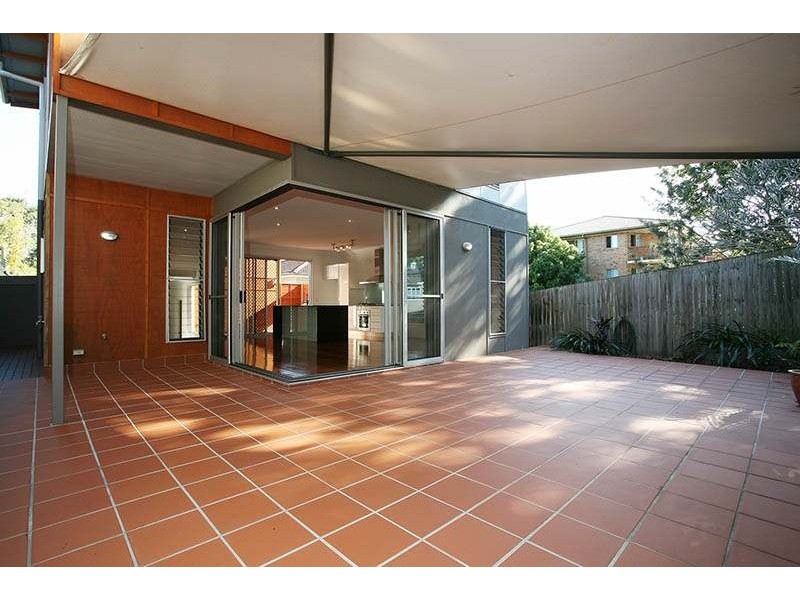 85 Oxford Tce, Taringa QLD 4068