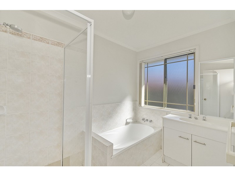 13 Rosella Court, Ormeau QLD 4208
