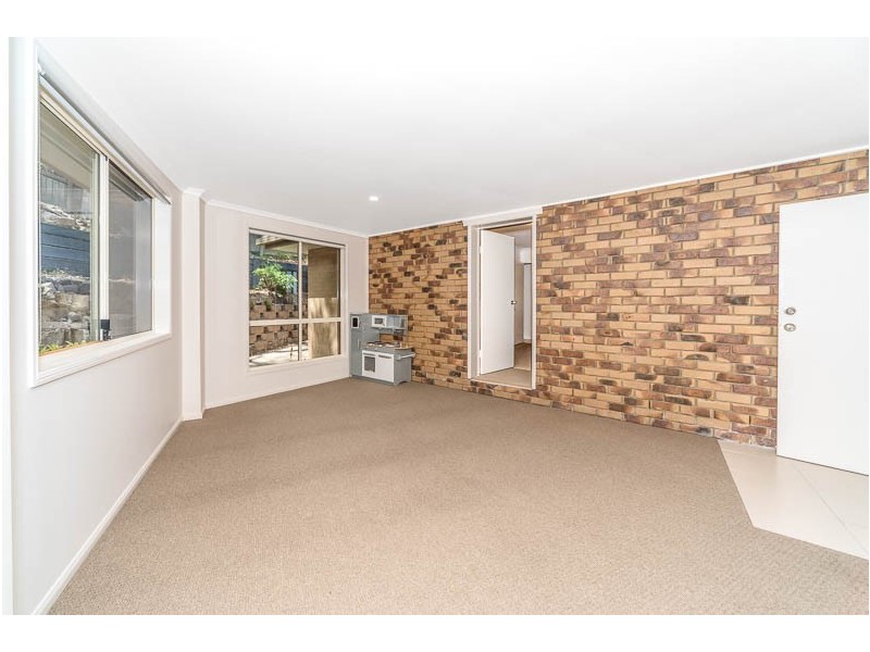 35 Leighton Drive, Edens Landing QLD 4207