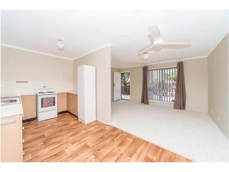 7 Rinto Drive, Eagleby QLD 4207