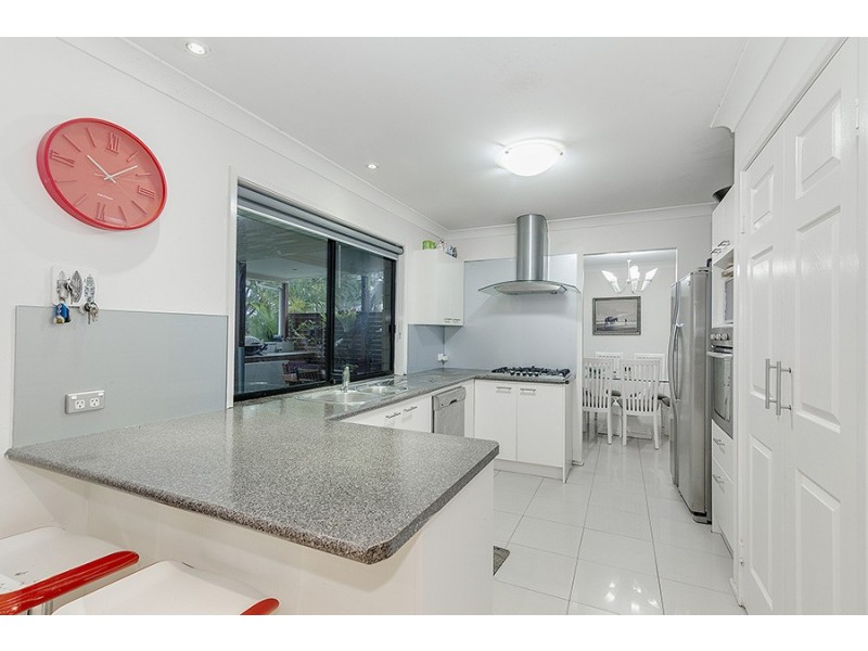 7 Costigan Tce, Edens Landing QLD 4207