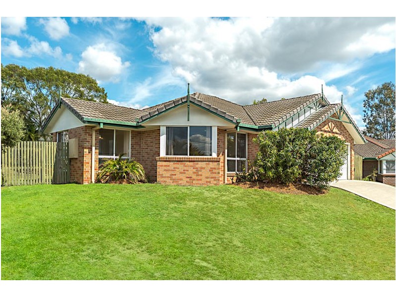 6 Holliday Drive, Edens Landing QLD 4207