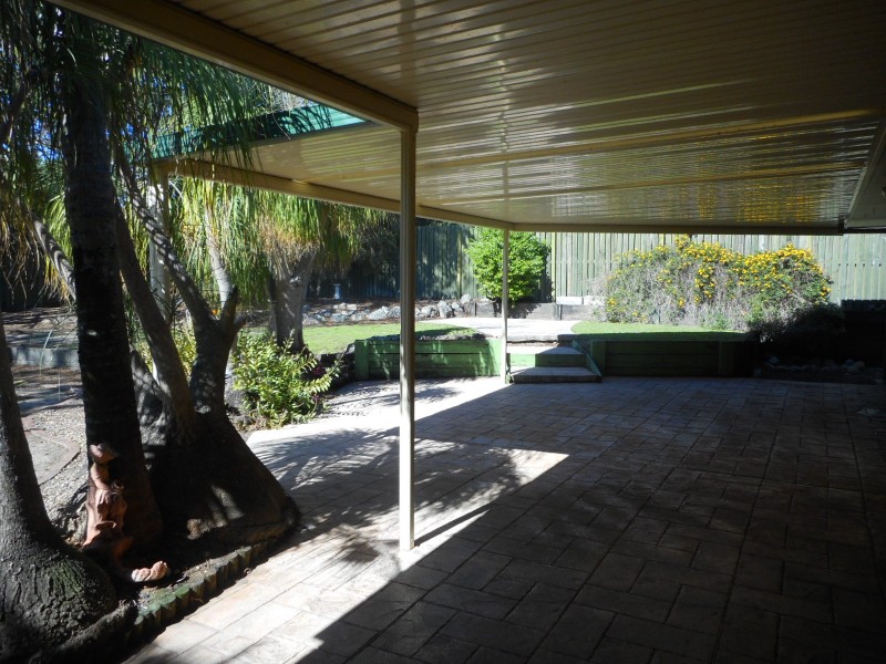 99 Castile Cres, Edens Landing QLD 4207