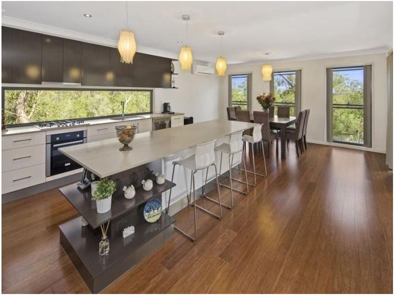 30 Millstream Retreat, Waterford QLD 4133