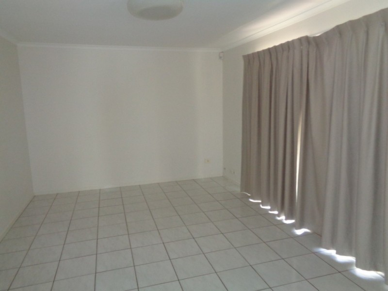 65 Mt Warren Blvd, Mount Warren Park QLD 4207