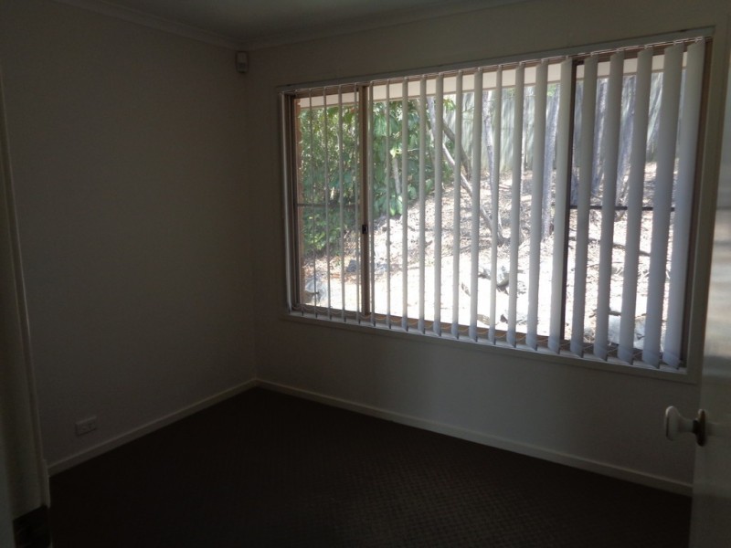 65 Mt Warren Blvd, Mount Warren Park QLD 4207