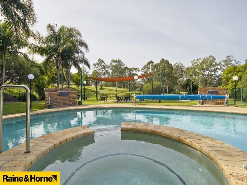 Mount Warren Park QLD 4207