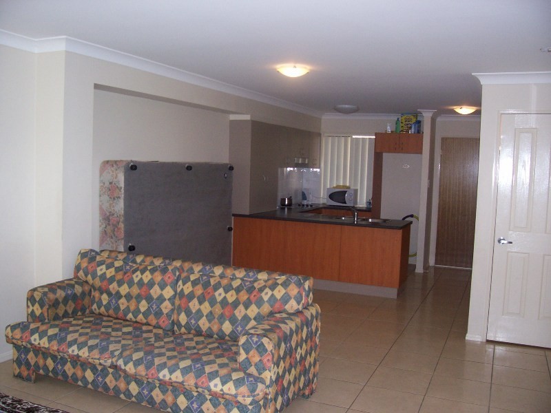 9/147 Fryar Road, Eagleby QLD 4207