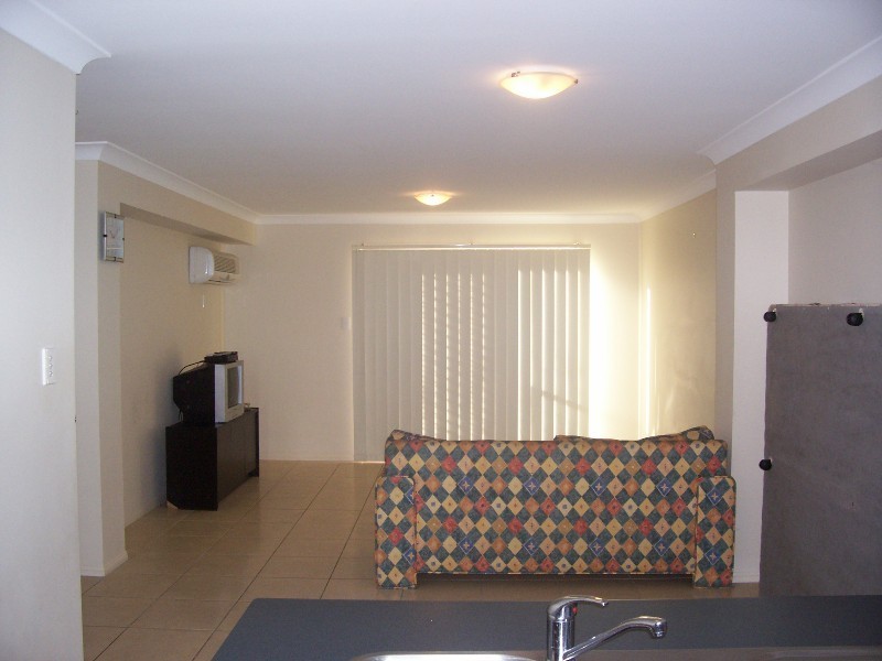 9/147 Fryar Road, Eagleby QLD 4207