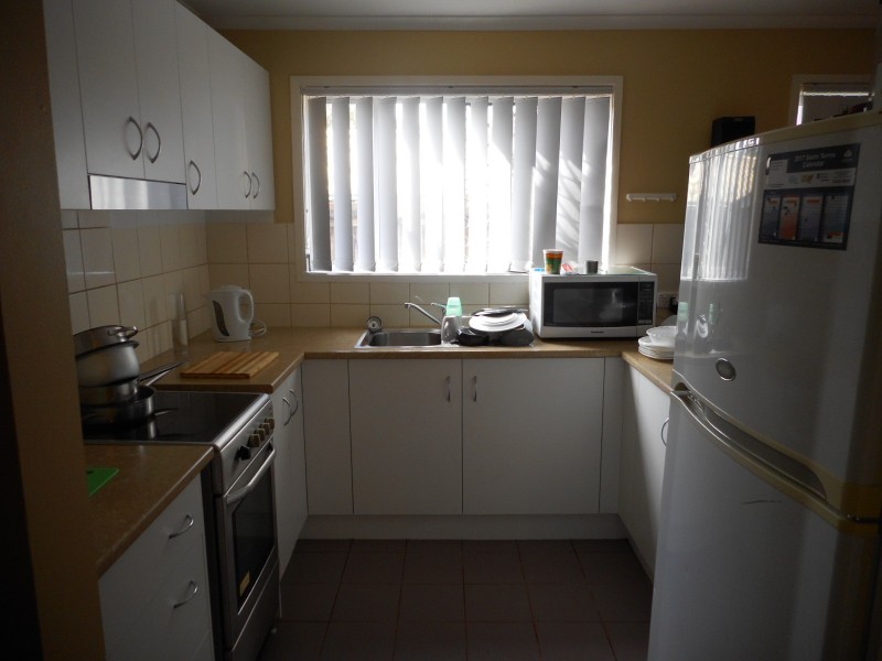 5/2 Cowper Ave, Eagleby QLD 4207